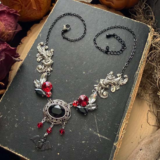 BAT QUEEN Necklace