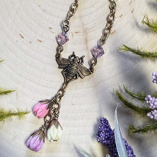 BEAUTIFUL BLOOMS Necklace - antique brass