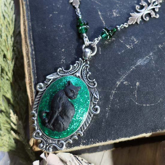 Black Cat - Necklace with green glitter