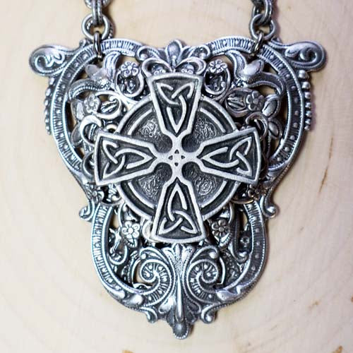 CELTIC CROSS Shield Necklace – Autumn Moon