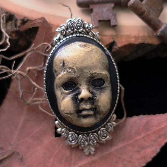 Creepy Doll - Brooch - antique silver