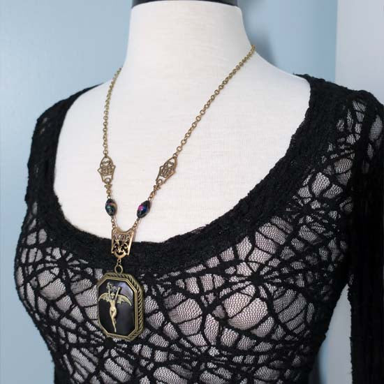 Darkness Falls Necklace