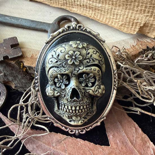 DIA DE LOS MUERTOS Brooch A