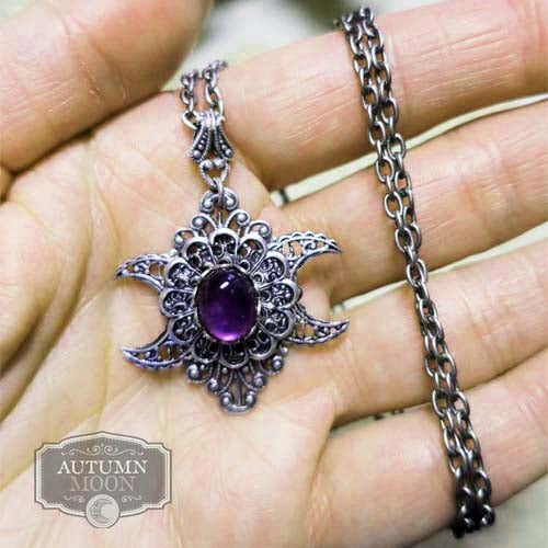 DIANA Mini Triple Moon Necklace - Amethyst