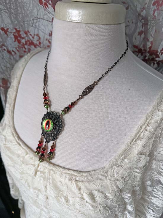 DRAGON EYE Necklace