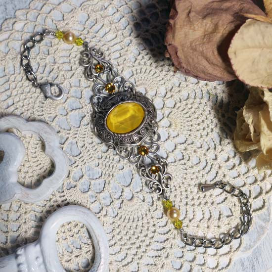 The Duchess Bracelet - Buttercup Yellow with Silver