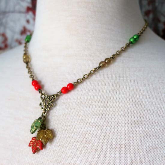 FALLING LEAVES Necklace - antique brass A