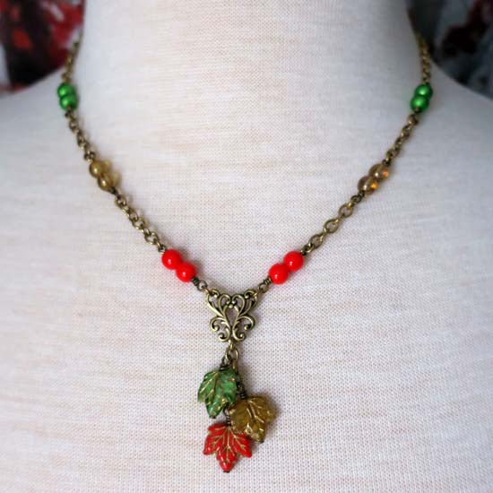 FALLING LEAVES Necklace - antique brass A