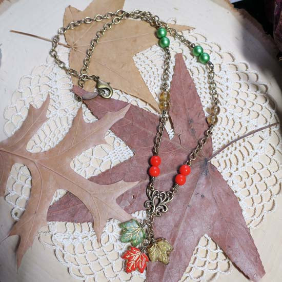 FALLING LEAVES Necklace - antique brass A