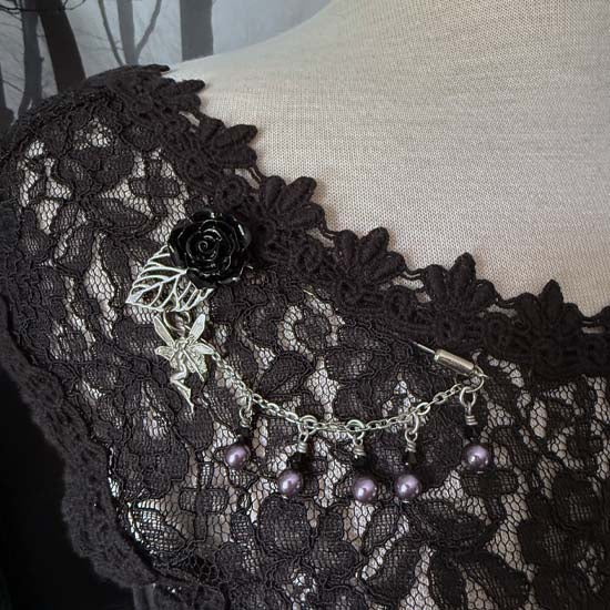 FLOWER FAIRY - Stick Pin - Black Rose