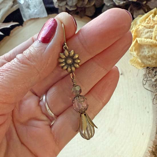 THE FRENCH GARDEN Necklace and Earring Set