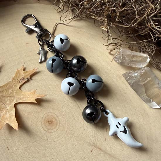 GARB CHARM - Ghost