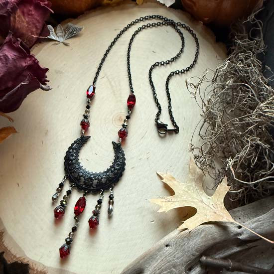 GOTHIC MOONCHILD Necklace