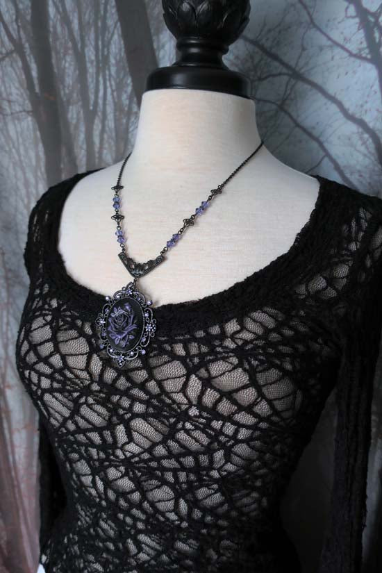 GOTHIC ROSE Necklace