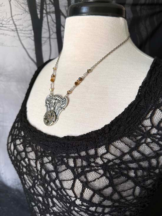 HEAR ME ROAR Necklace - antique silver
