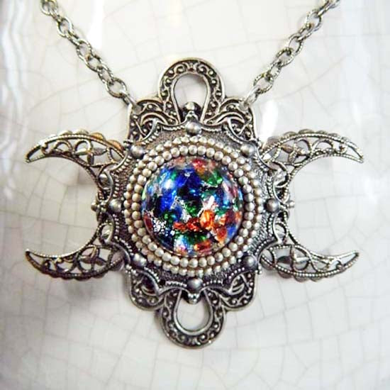 HECATE Triple Moon Necklace - Multi-color Black Glass Opal