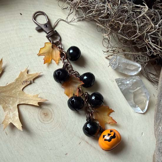 GARB CHARM - Happy Halloween