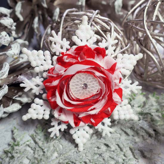 Kringleberry - White Snowflake Holiday Fascinator