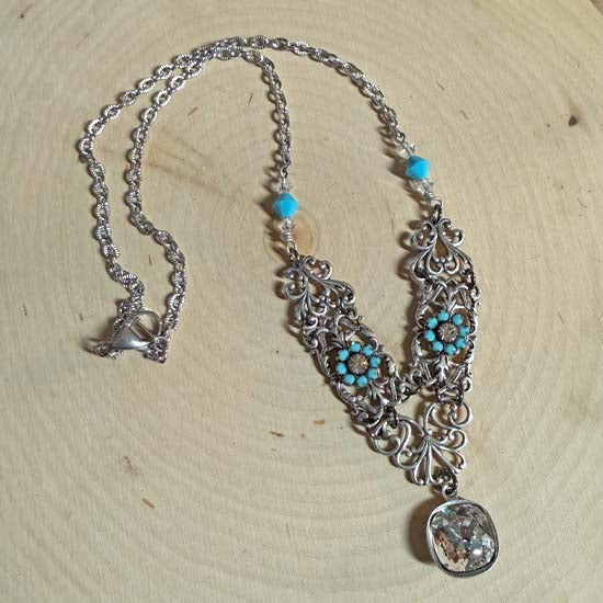 LAKE SHIMMERS Regency Romance Necklace