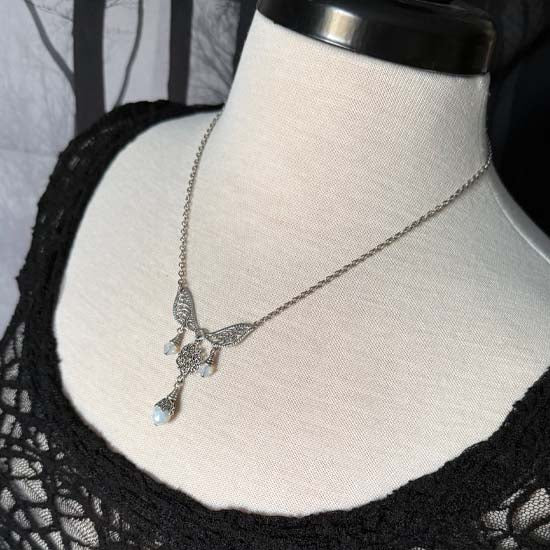 LIGHT SHIMMERS Necklace - antique silver