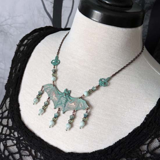 LUNA BAT - Necklace with Green Moonstone