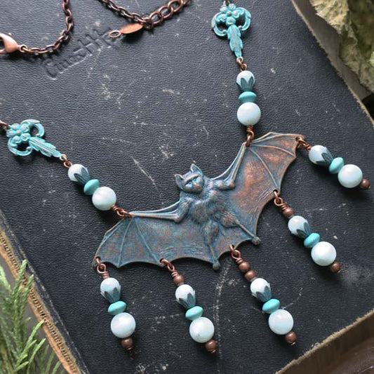 LUNA BAT - Necklace with Green Moonstone