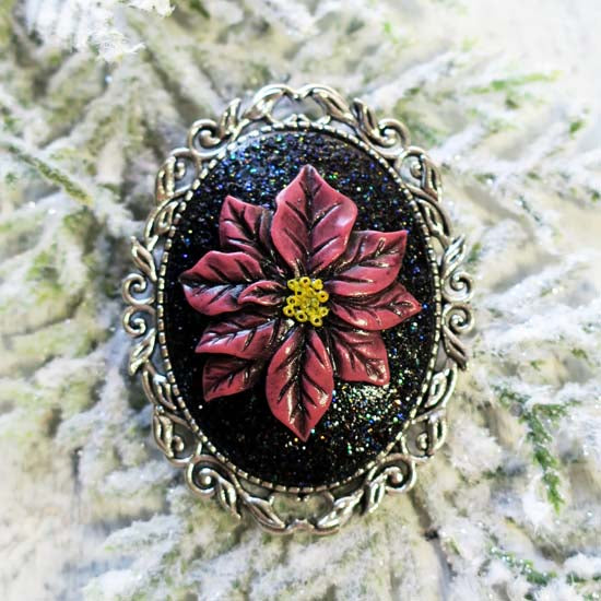 Mauve Poinsettia - Brooch