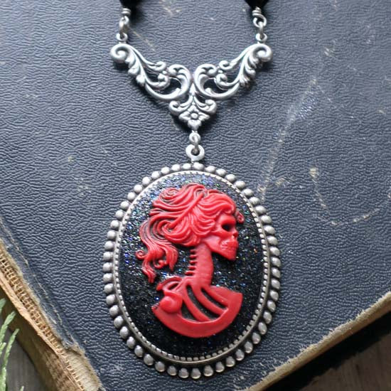 Midnight Dance Necklace - Red with Silver
