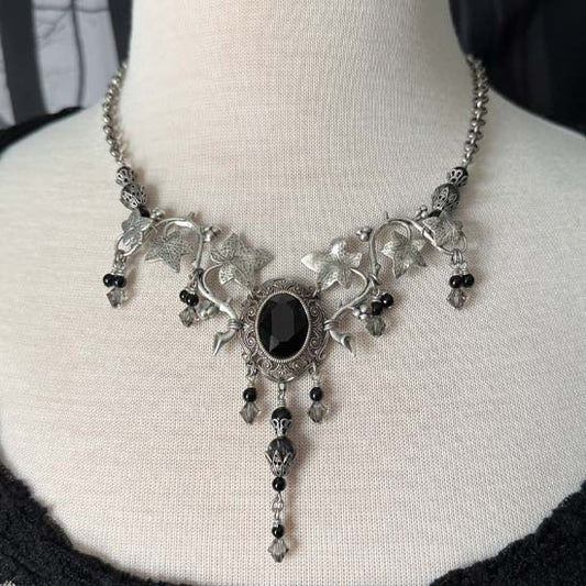 NIGHT FAE Necklace - antique silver