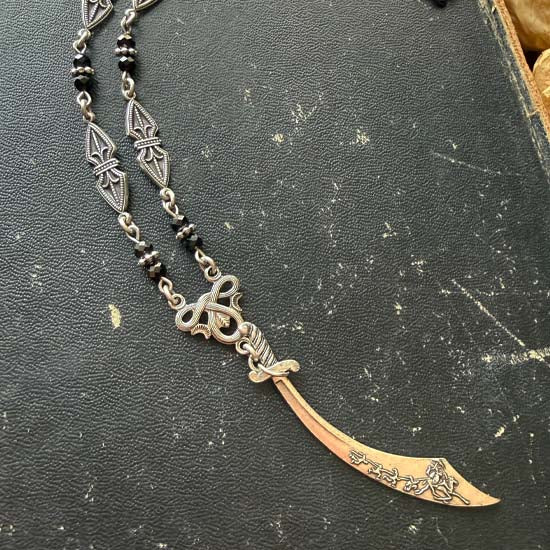 PIRATE SWORD Necklace - onyx