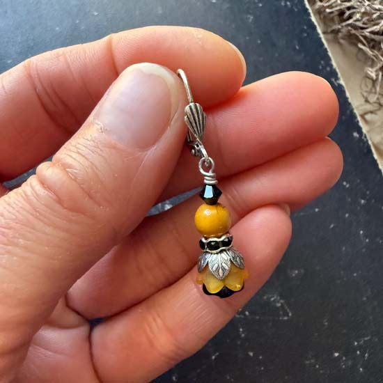 PIXIE FLOWER Earrings - B
