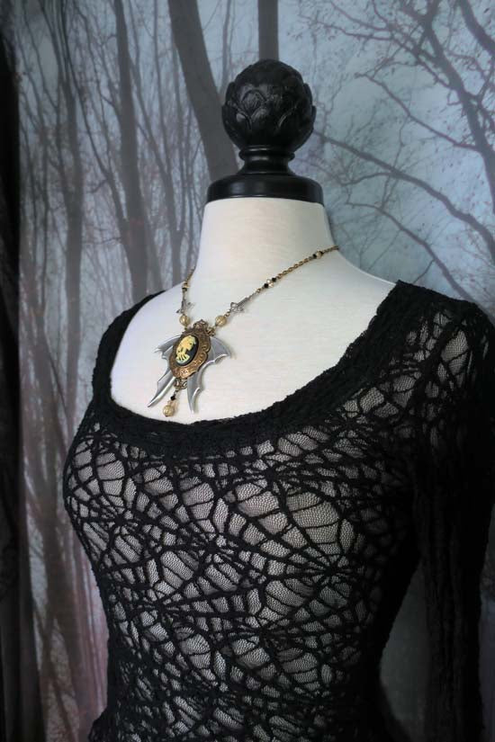 Queen Akasha Necklace - cream/black with antique brass & silver