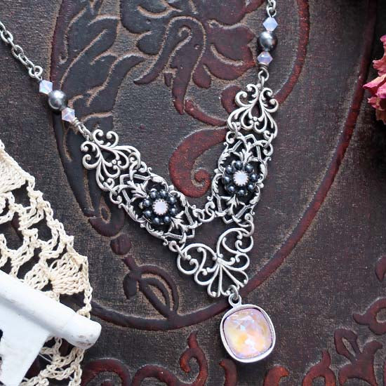 Regency Romance Necklace - Rosalie