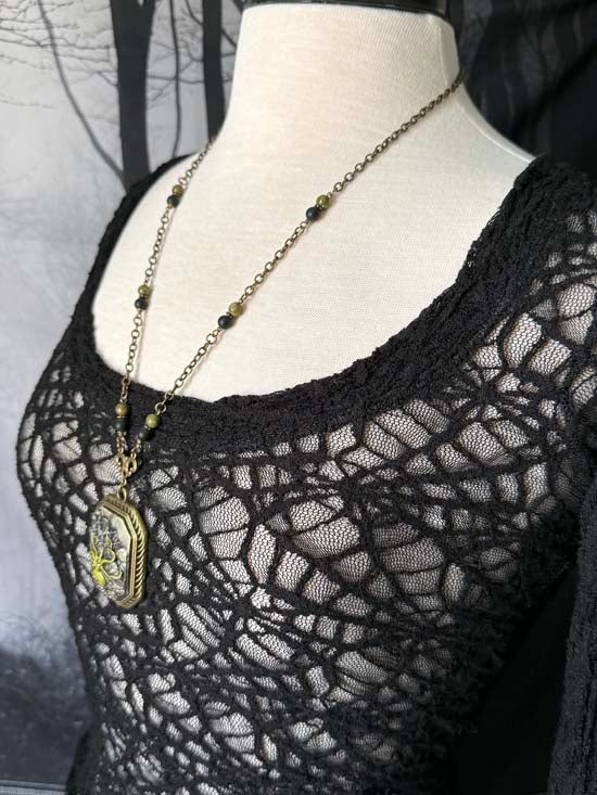 SHIPWRECKED Necklace - brass w/green