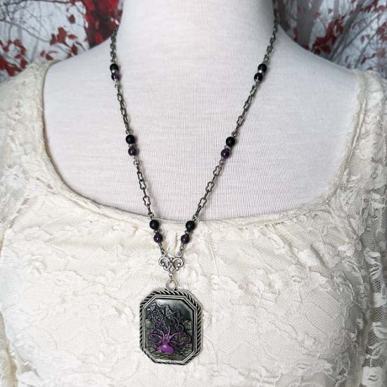 SHIPWRECKED Necklace - purple