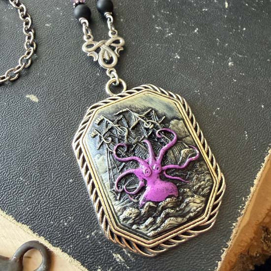 SHIPWRECKED Necklace - silver w/purple