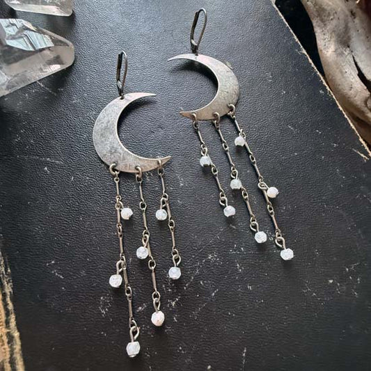 SILVER MOON GODDESS Earrings - antiqued - rainbow moonstone