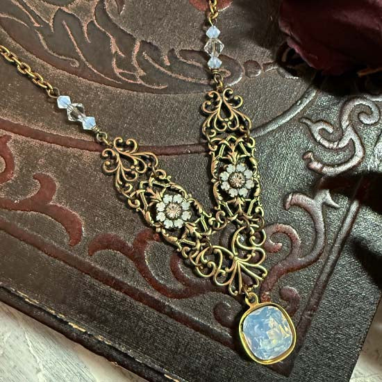 SOLSTICE Regency Romance Necklace