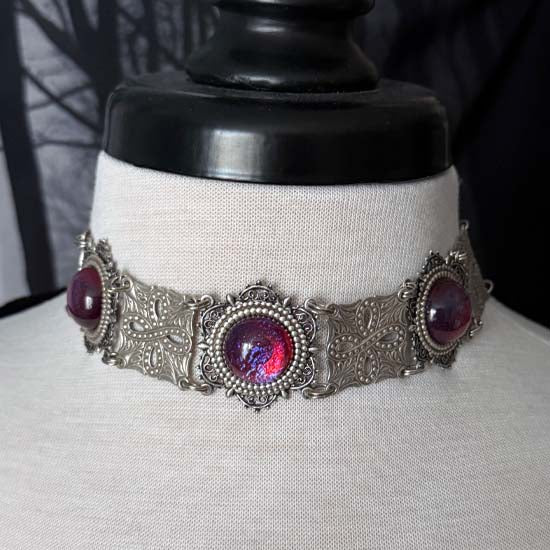 SPELLBINDING - Choker Style Necklace with Dragon's Breath glass