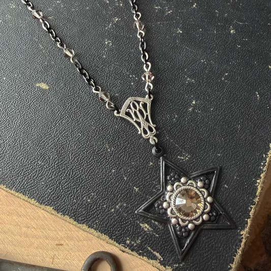 STORM STAR Necklace - black