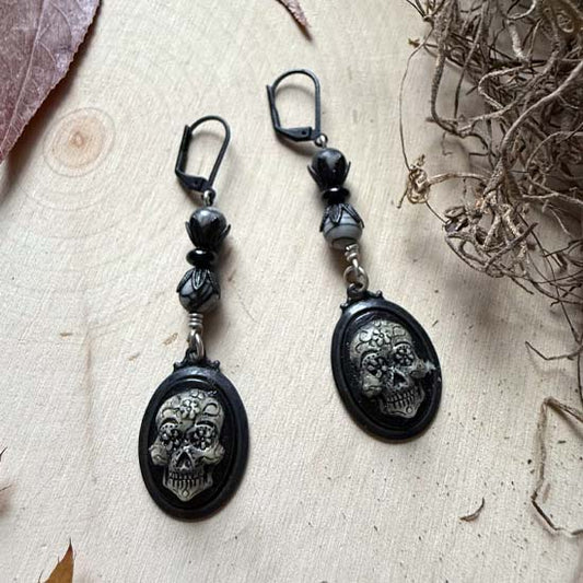 SUGAR SKULL Cameo Earrings - black w/silk stone