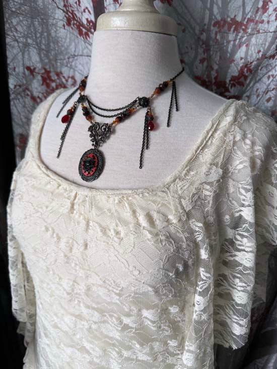 THE DARKEST ROSE Necklace