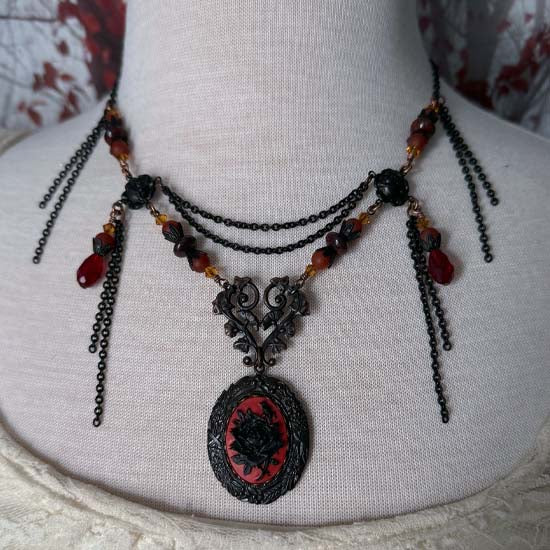 THE DARKEST ROSE Necklace