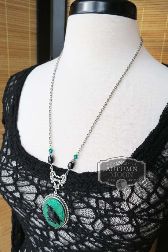 The Raven  - Necklace with green glitter