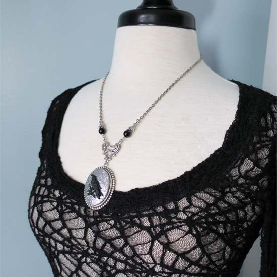 The Raven  - Necklace with silver glitter