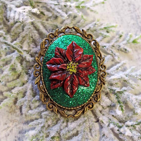 Traditional Christmas Poinsettia - Brooch