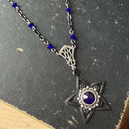 TWILIGHT STAR Necklace - black