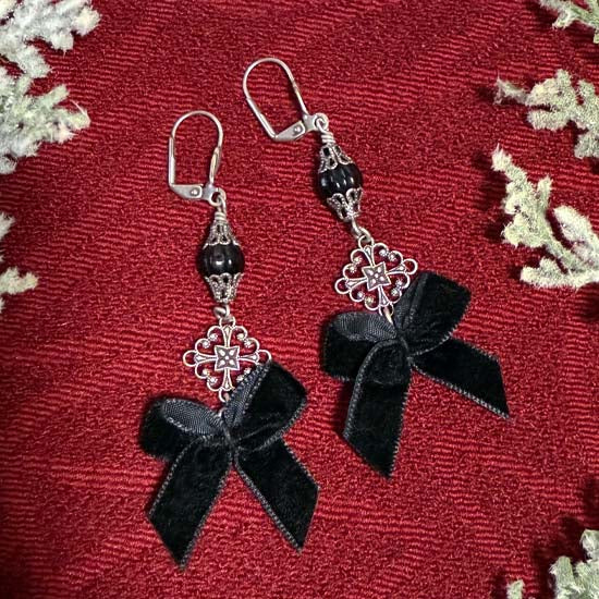 VELVET BOWS Earrings - black with silver