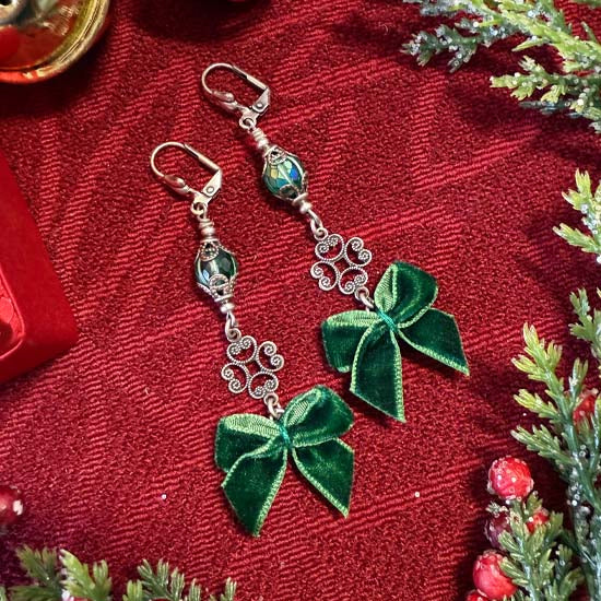 VELVET BOWS Earrings - green with silver