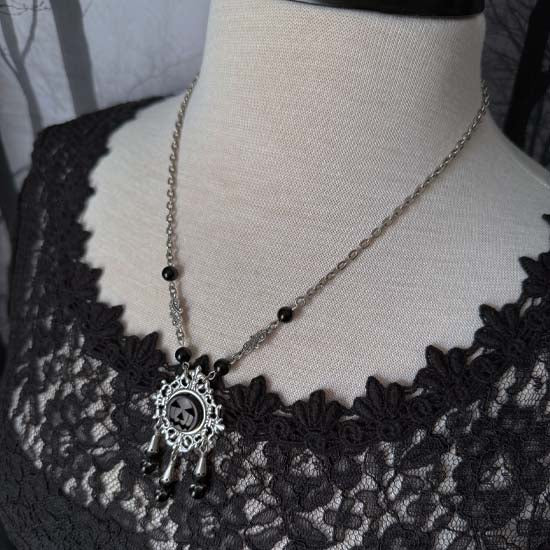 VICTORIAN HALLOWEEN Necklace - shadow